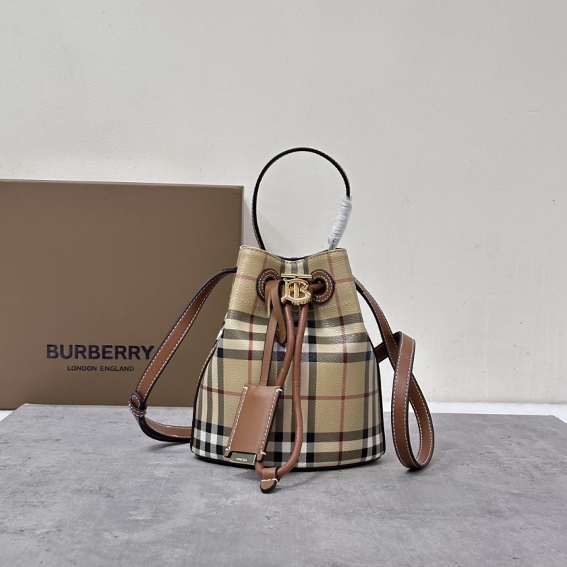 B**rry bucket bags